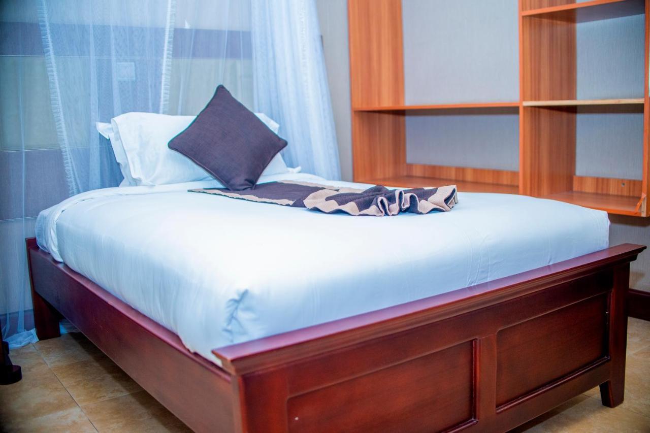 Hera Hotel คัมพาลา ภายนอก รูปภาพ